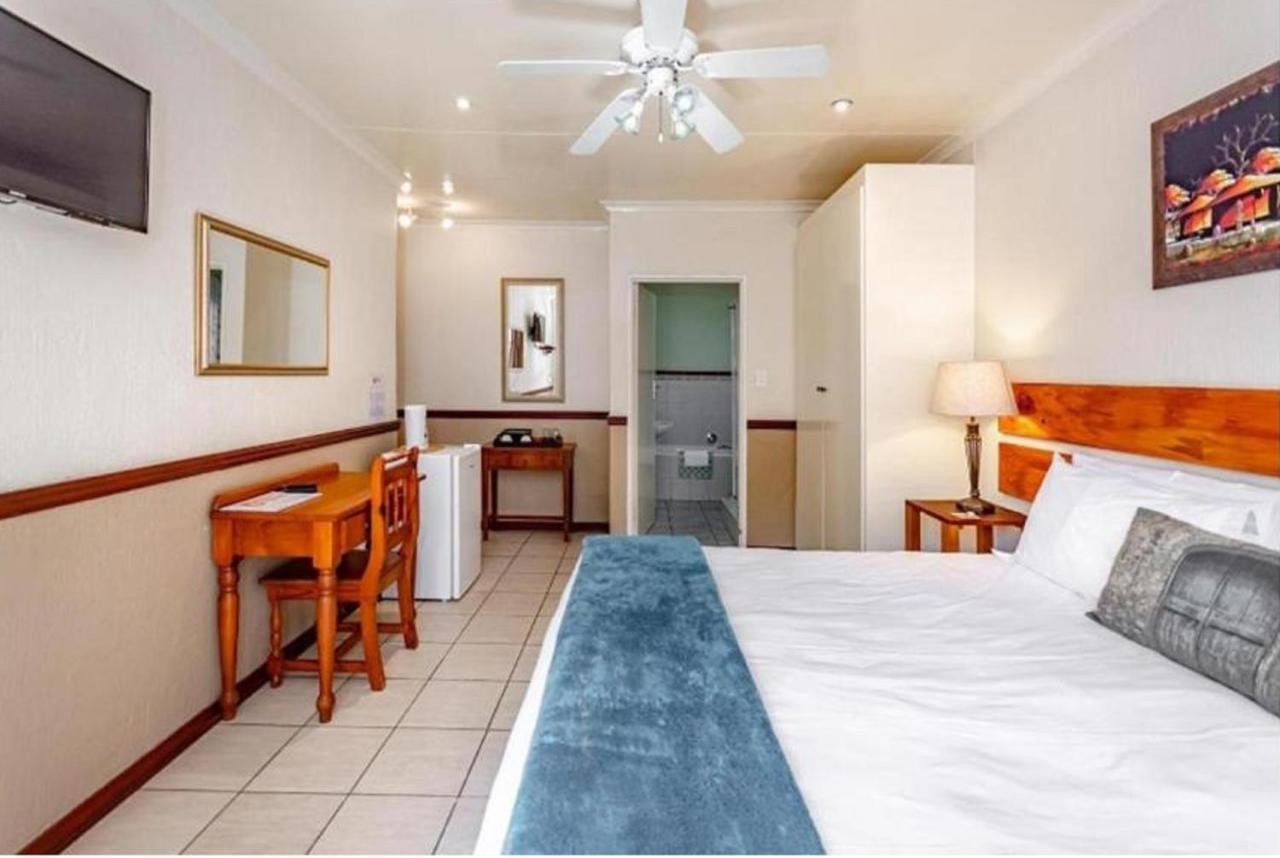 The Link Guest Lodge เคมป์ตัน พาร์ค ภายนอก รูปภาพ