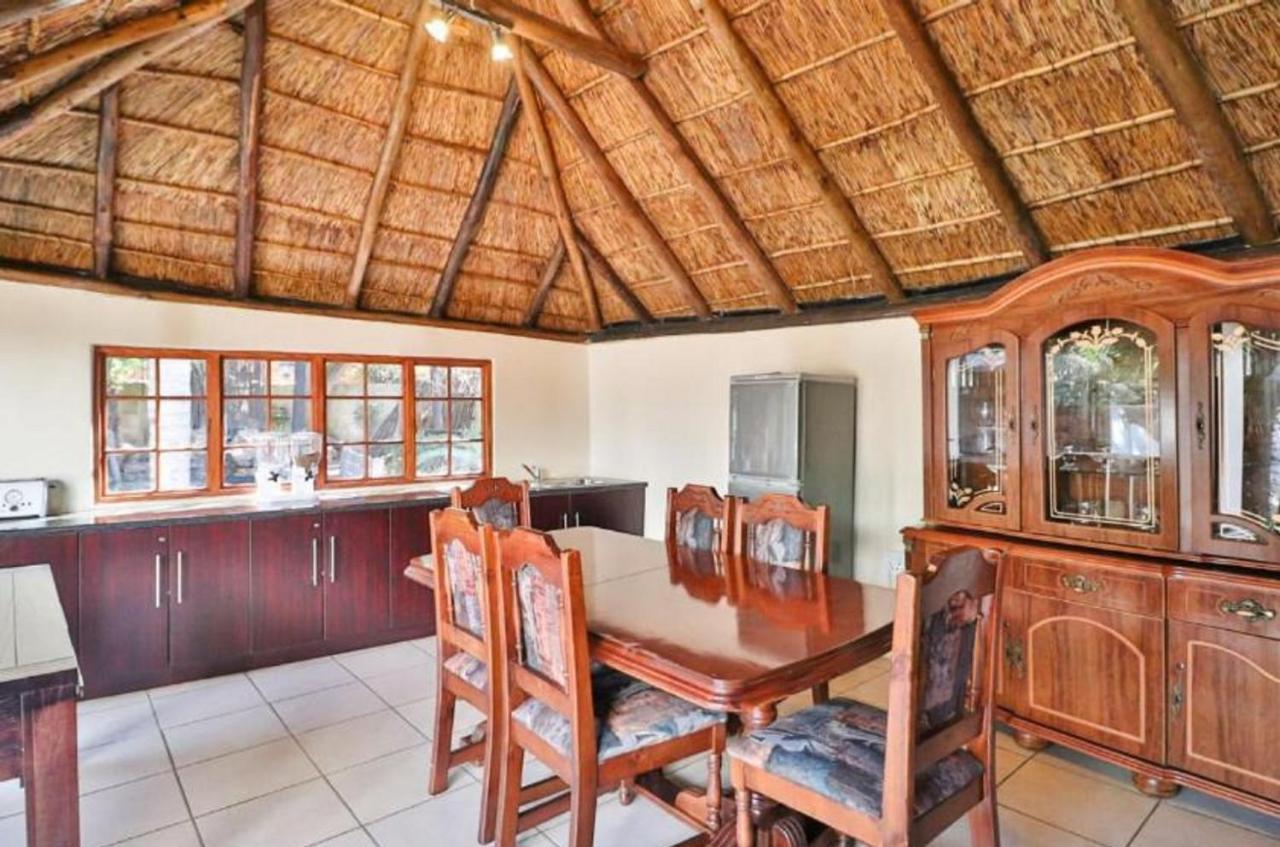 The Link Guest Lodge เคมป์ตัน พาร์ค ภายนอก รูปภาพ